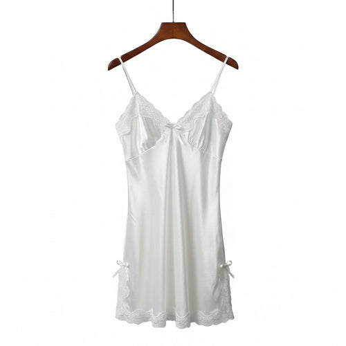 Camisón Romance Lace — Encaje Elegante con Estilo Sensual